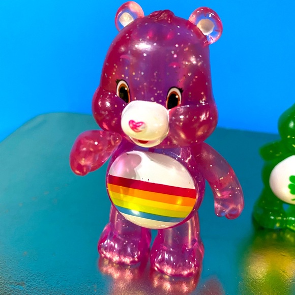 GLITTER CARE BEARS GOOD LUCK BEAR SHAMROCK & CHEER BEAR w/RAINBOW & MOVABLE ARMS - Picture 5 of 9
